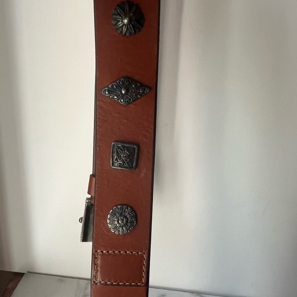 Frank Daniel Buckle Casual 1 1/2" wide Genuine Leather Belt . Italy .39.5” Long - Picture 14 of 16